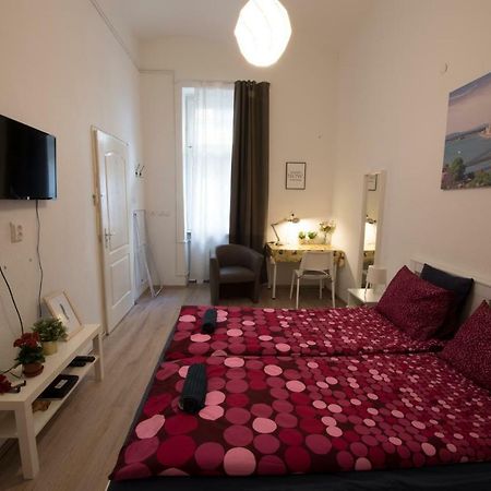No. 11 Apartment With 2 Bathrooms Next To Railway Station Budapeszt Zewnętrze zdjęcie