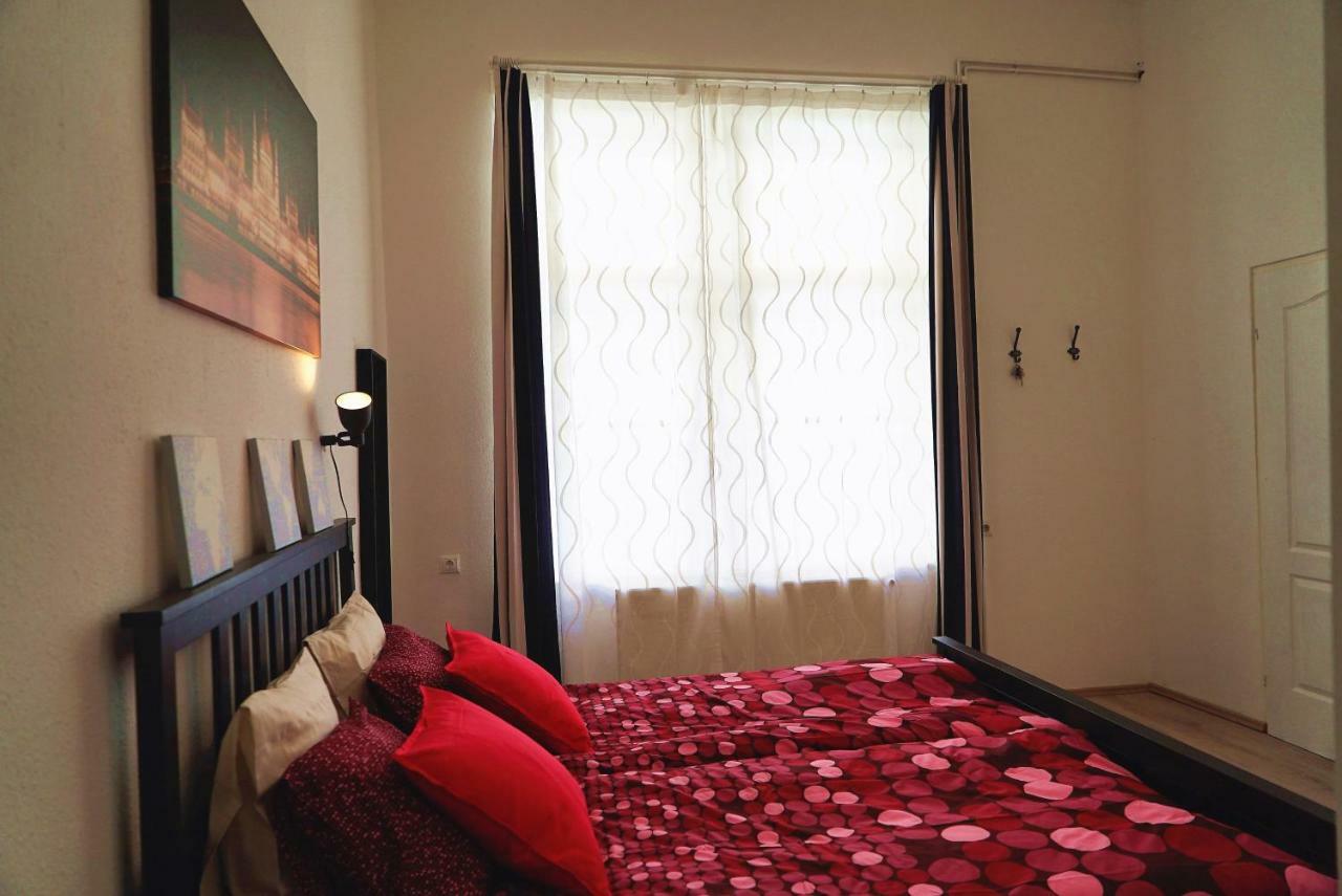 No. 11 Apartment With 2 Bathrooms Next To Railway Station Budapeszt Zewnętrze zdjęcie