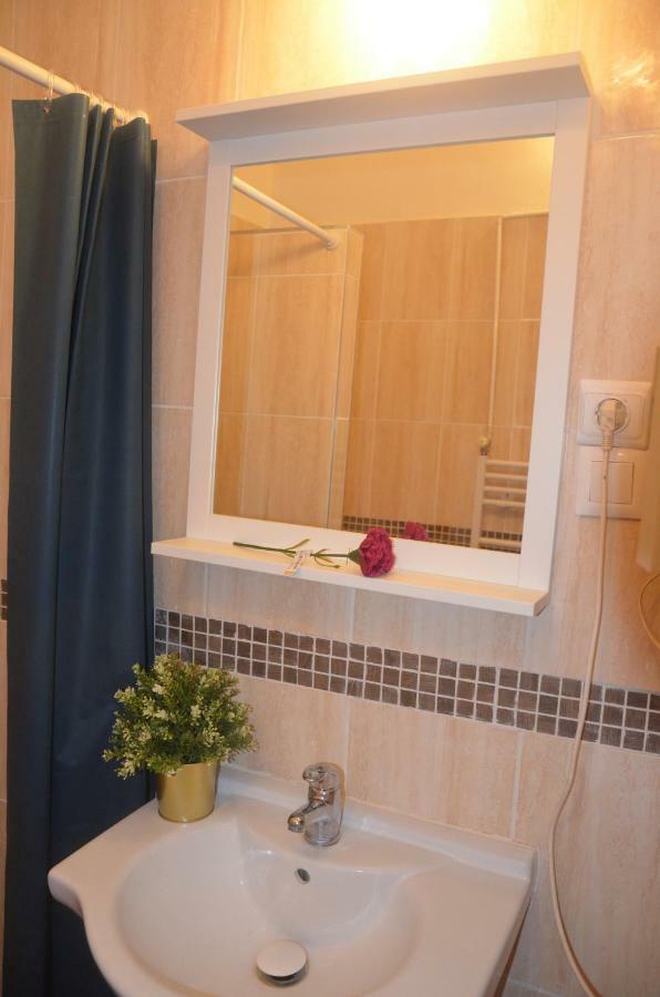 No. 11 Apartment With 2 Bathrooms Next To Railway Station Budapeszt Zewnętrze zdjęcie