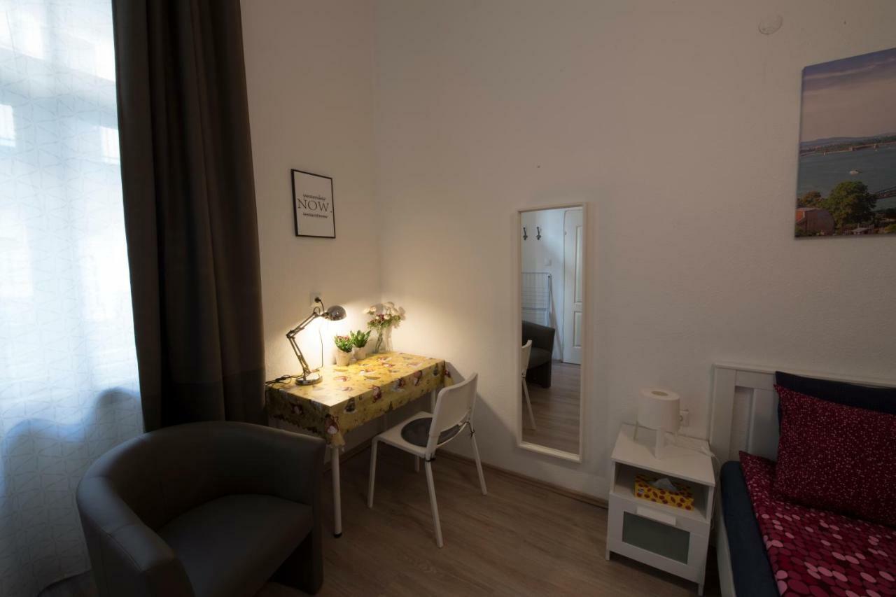 No. 11 Apartment With 2 Bathrooms Next To Railway Station Budapeszt Zewnętrze zdjęcie
